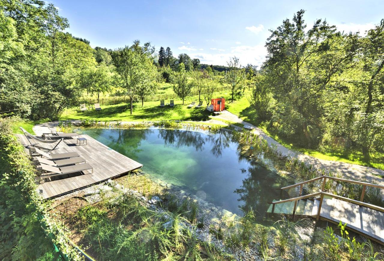 Flora Auf Gut Guntrams Hotel Schwarzau am Steinfelde ภายนอก รูปภาพ